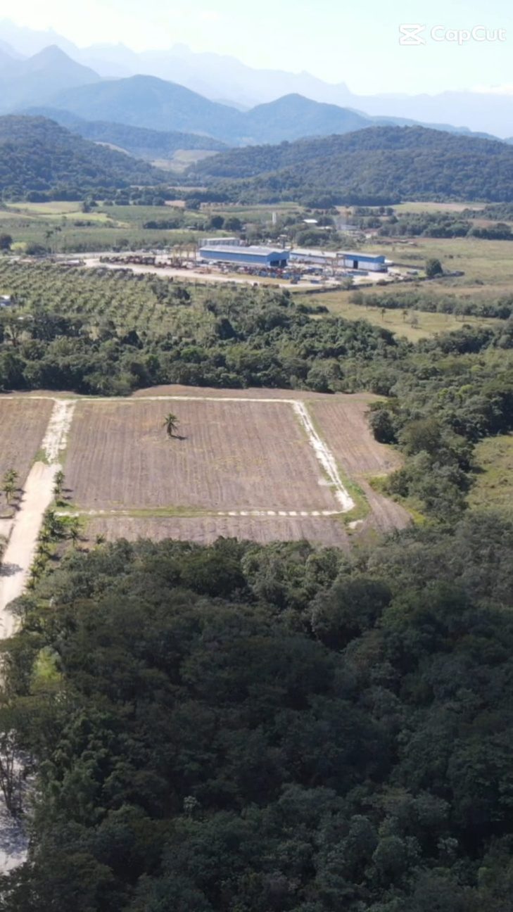 Vista aérea de gleba levantada para parcelamento